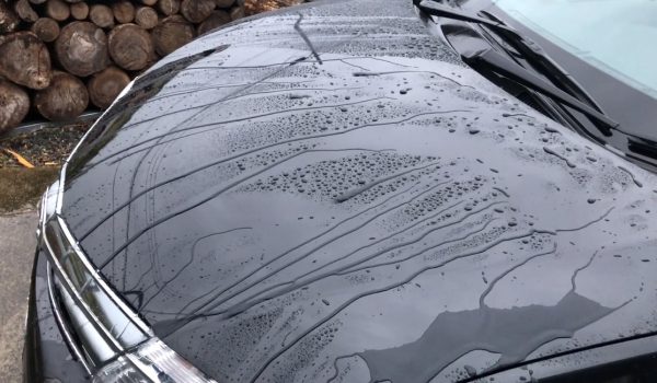 トヨタ カローラ フィールダー 黒 2014年式】色の深みが増すような艶感 