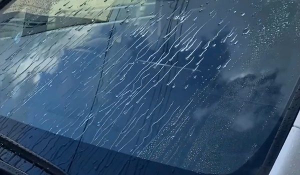 トヨタ ヴォクシー パールホワイト 21年式 この価格でクオリティーの高いコーティングが出来る 新潟県a A様 ガラスコーティング剤ピカピカレイン お客様の声